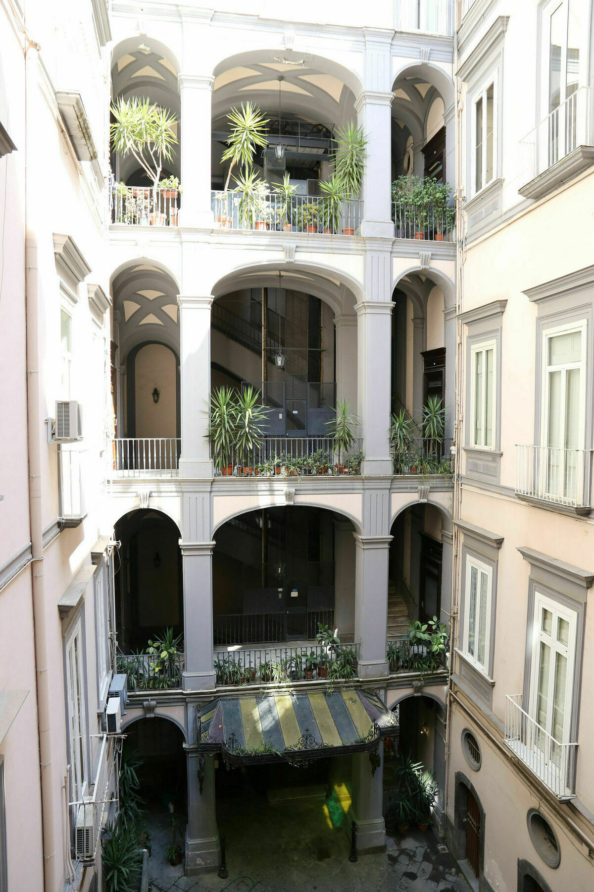 Dimora Delle Arti Hotel Naples Exterior photo